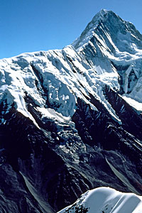 Minija Konga, 7556 m